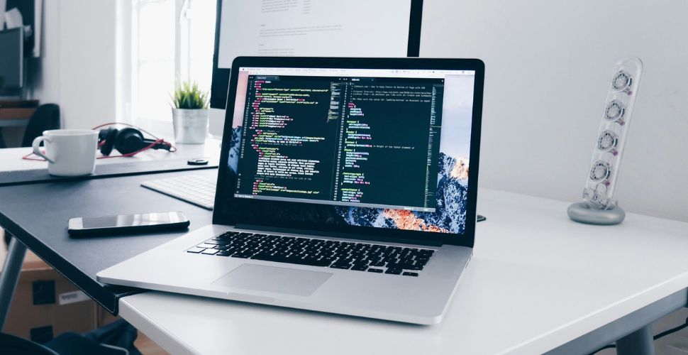 Why React Native is the Smart Choice for Developing Your Custom Business Mobile Application